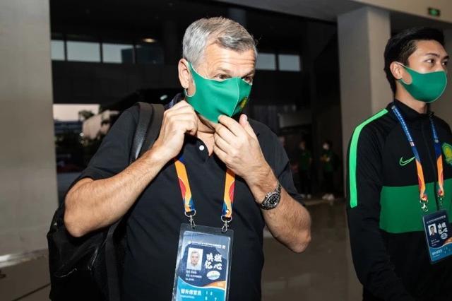 全明星赛倒计时;北京国安今晨更衣室发声;细节引发关注;更衣室稳定;年轻球员得到机会的简单介绍 全明星赛倒计时;北京国安今晨更衣室发声;细节引发关注;更衣室稳定;年轻球员得到机会的简单介绍